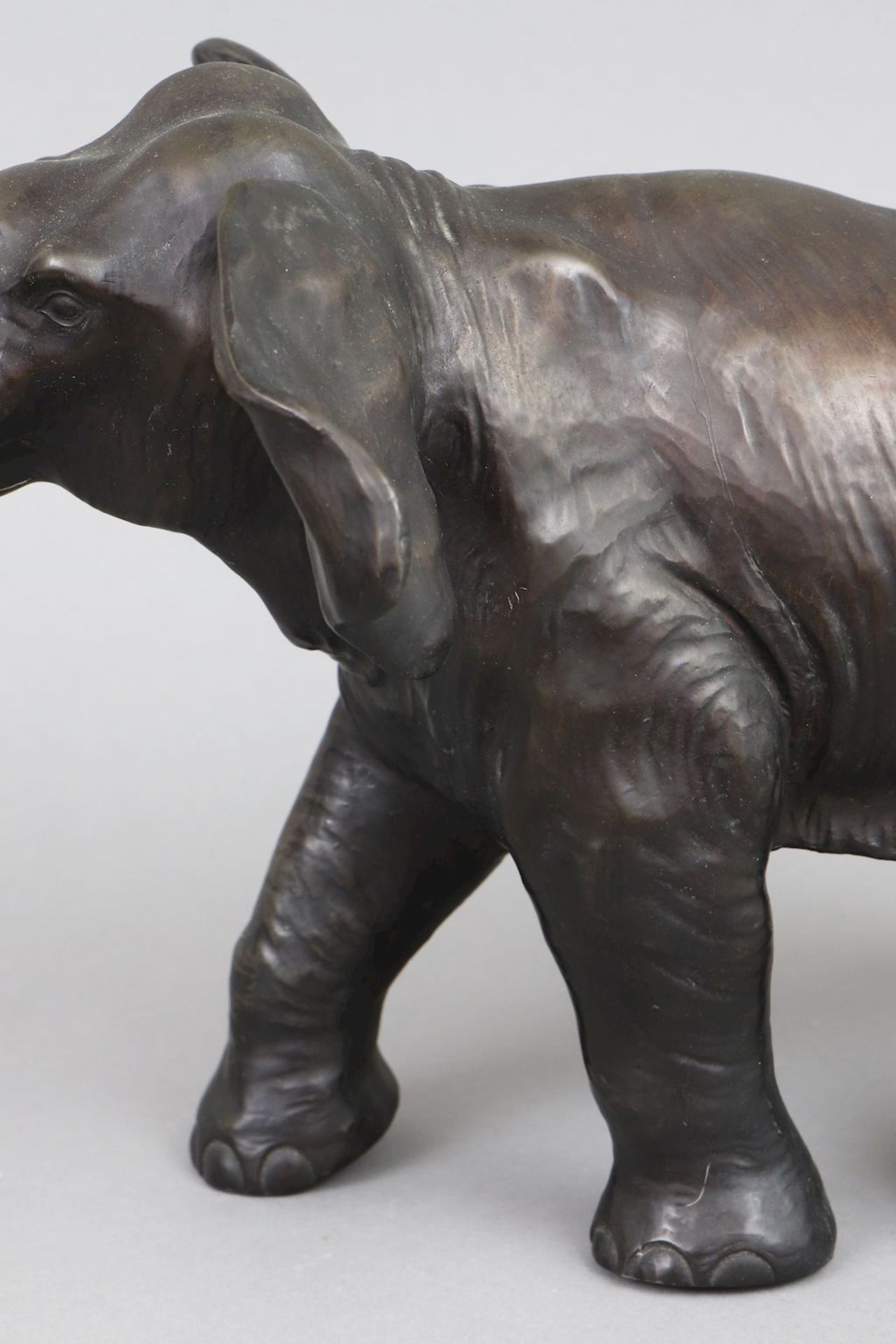 Elefantenfigur der Jahrhundertwende - Bild 3 aus 4