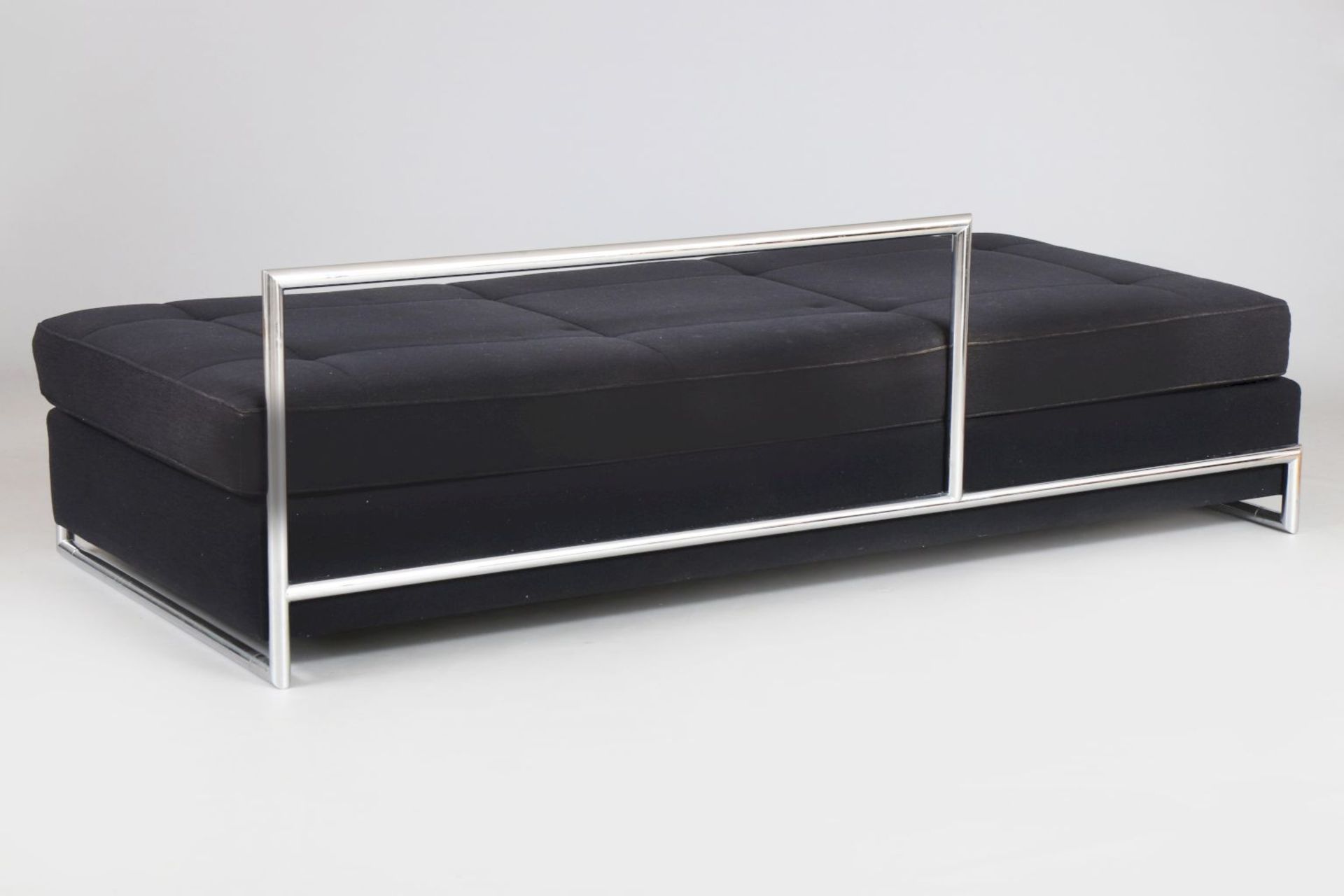 EILEEN GRAY Daybed - Image 2 of 3