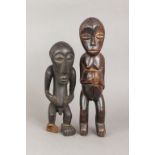 2 afrikanische Ahnenfiguren, wohl Songye, Kongo