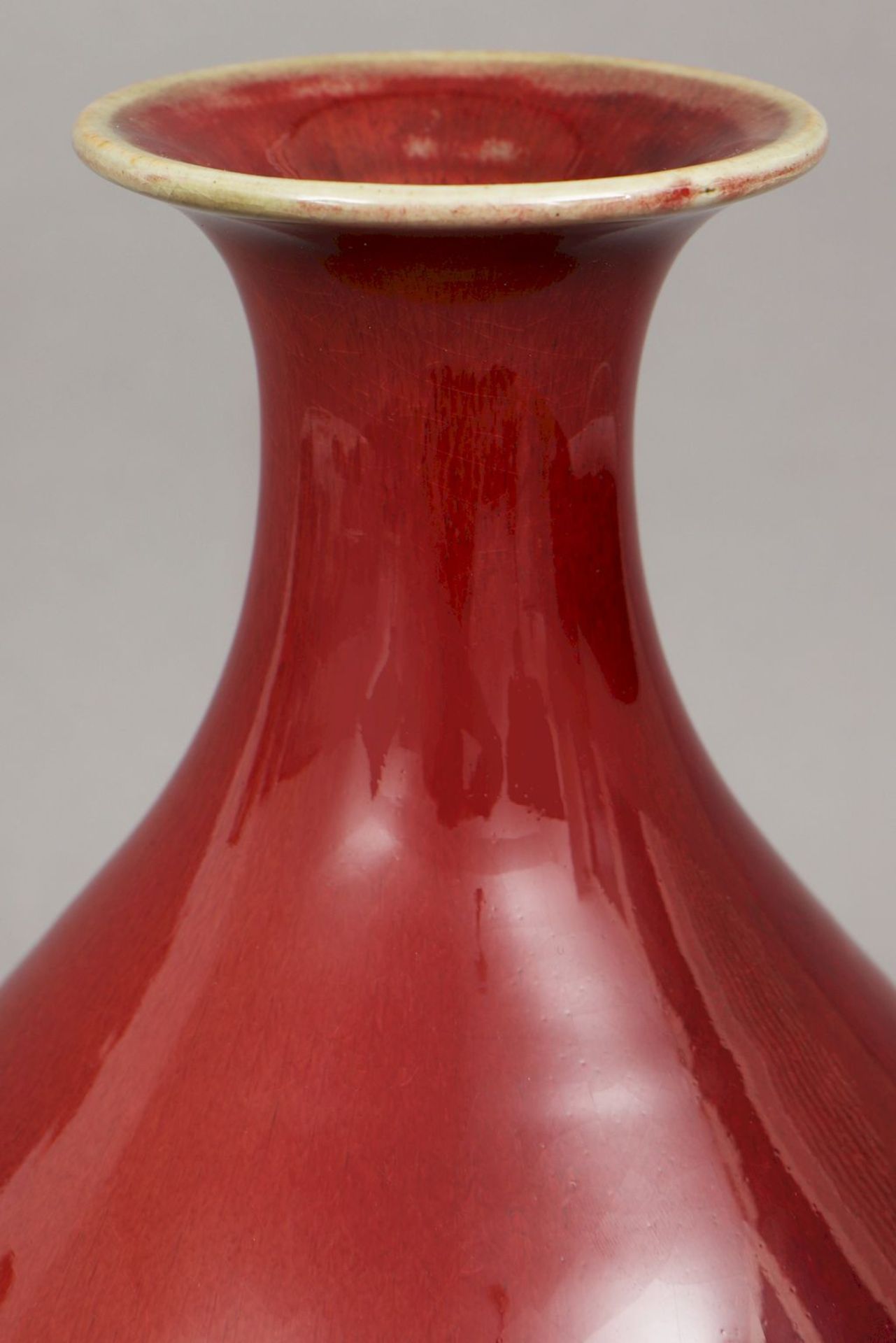 Chinesische ¨sange-de-boeuf¨ (Ochsenblut) Vase - Bild 2 aus 4