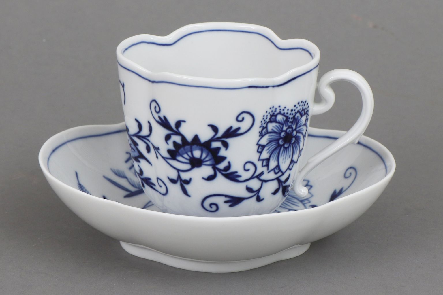 MEISSEN Tasse mit Untertasse