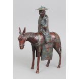 Chinesische Bronzefigur mit Cloisonné-Dekor ¨Gelehrter mit Ruji-Zepter auf Esel reitend¨Guss der