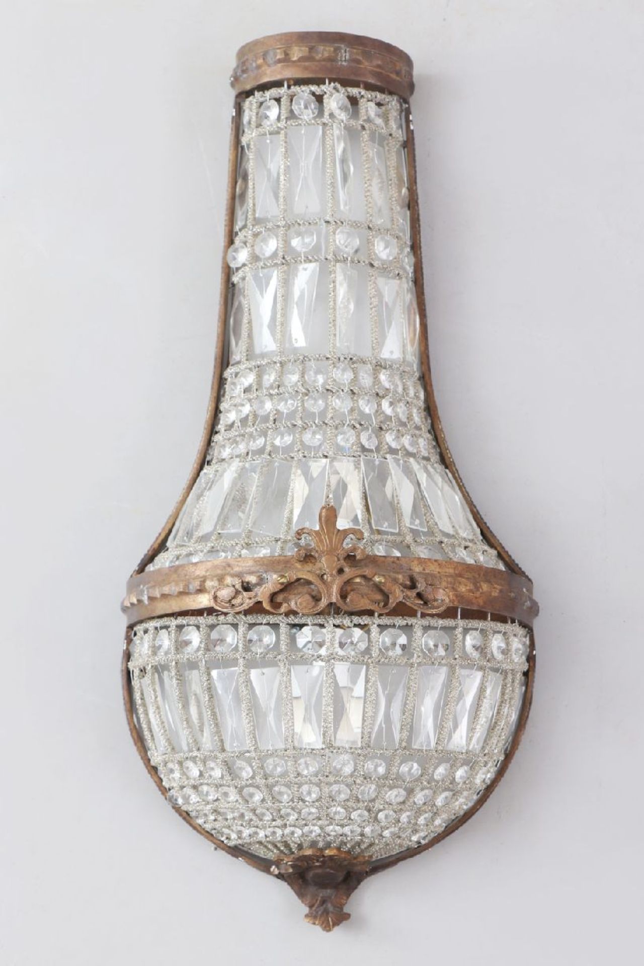 Wandlampe im Stile des 19. JahrhundertsMessing/Gelbguss, bronziert, Guss des späten 20.