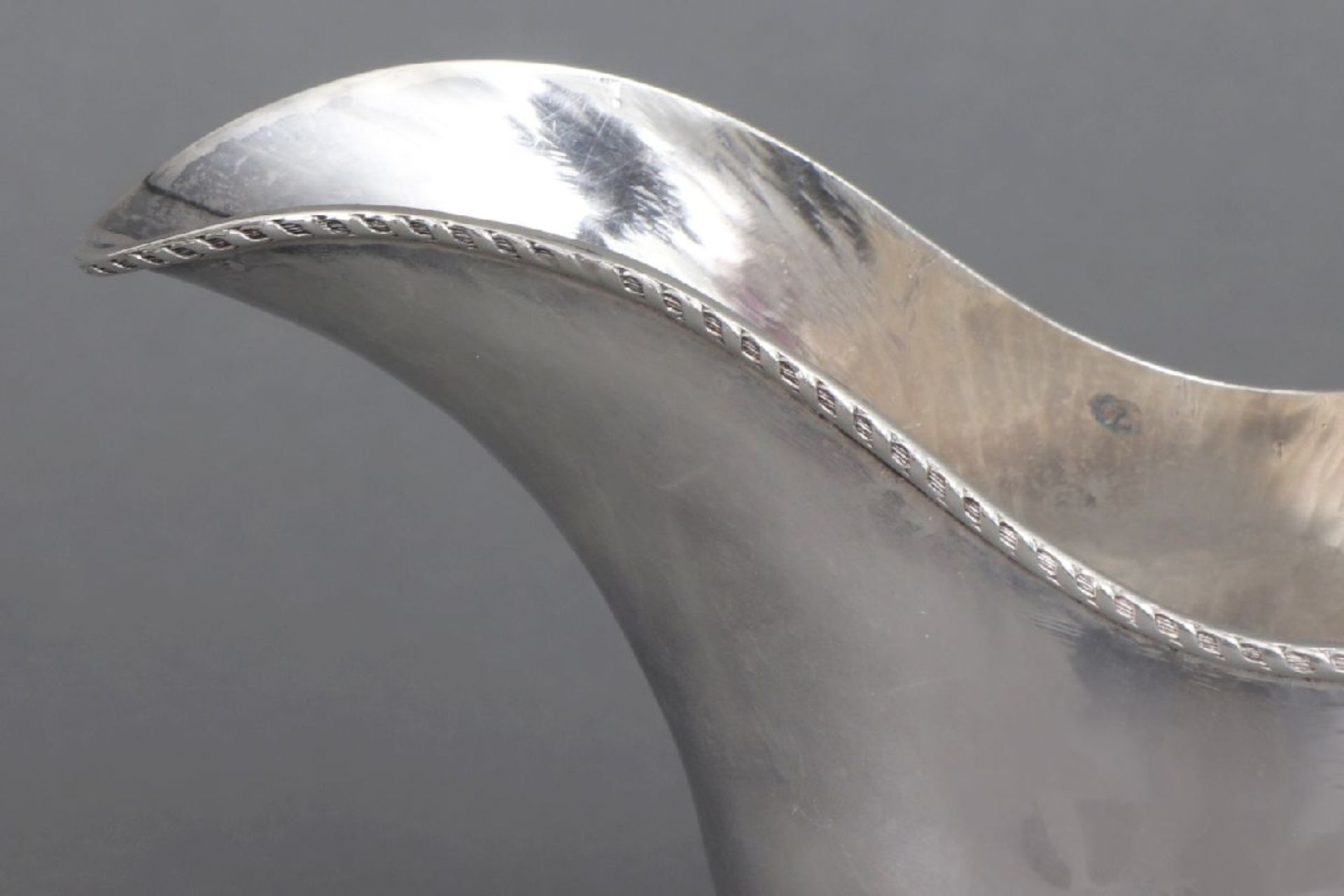 Silber Sauciere925er Silber, Aycia (Kolumbien), schiffchenförmiger Korpus auf Rundstand, Kordelrand, - Image 3 of 5
