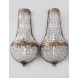 Paar Wandlampen im Stile des 19. JahrhundertsMessing/Gelbguss, bronziert, Guss des späten 20.