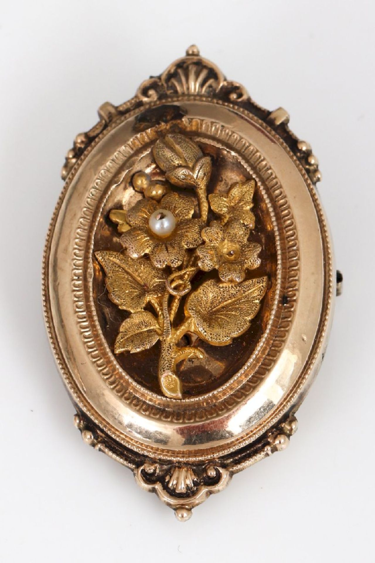 4 Biedermeier-Broschendiverse Formen und Ausführungen, Schaumgold und Tombak, 1x Muschelcamée mit - Image 3 of 5