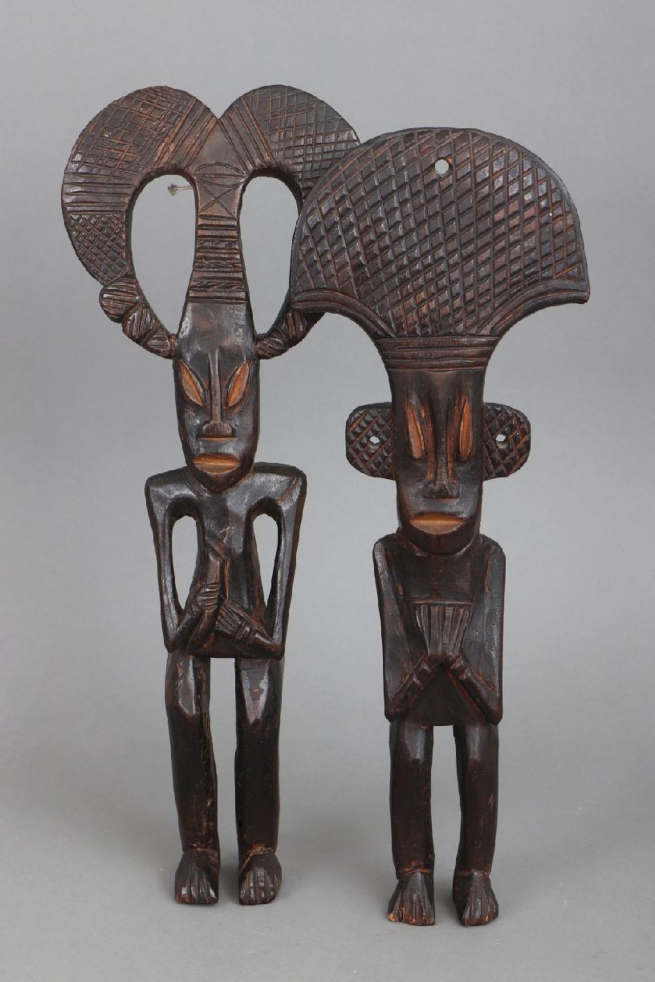 2 afrikanische Ritualfiguren der AshantiWestafrika um1930, ¨Zwillingsfiguren¨, stehende Figuren,