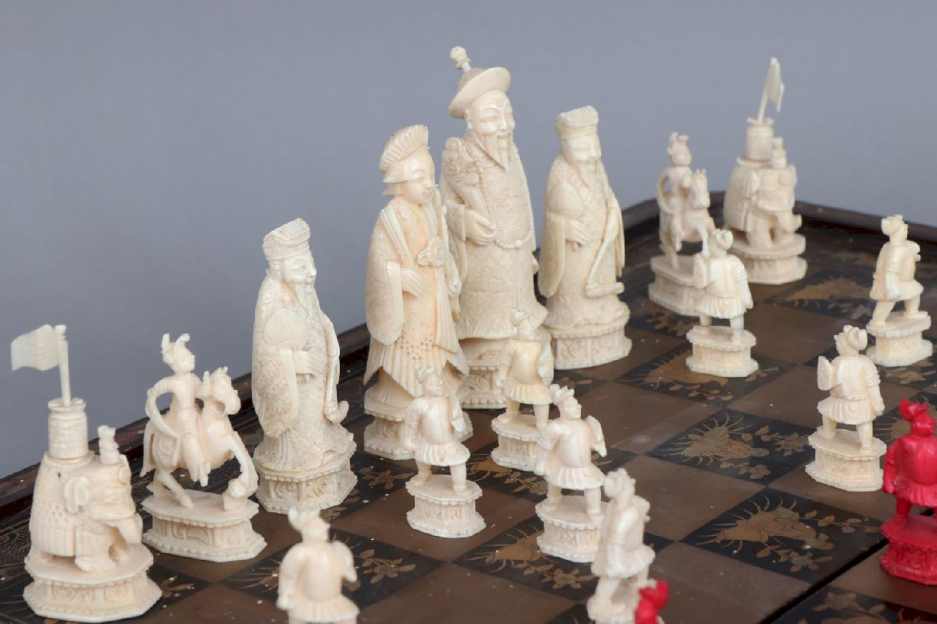 Asiatisches Schachspiel der Jahrhundertwendewohl Kanton, späte Qing Dynastie (1644-1912), - Bild 8 aus 9