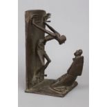 Bronzefigur ¨Nagelmann mit Bischof¨