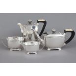 4-teiliges Silber Kaffee-/Teeservice im Stile des Art Deco