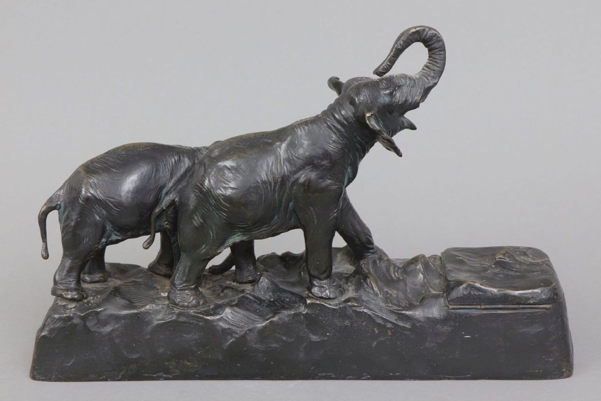 Bronze Schreibzeug mit Elefantenstaffage - Image 3 of 7