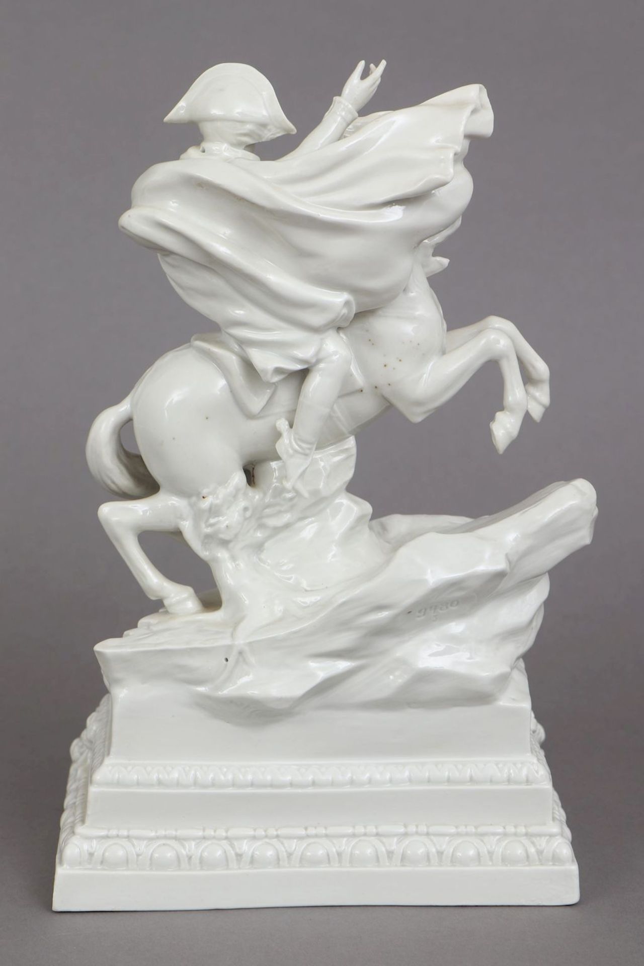 Porzellanfigur ¨Napoleon Bonaparte zu Pferde¨ - Bild 2 aus 4