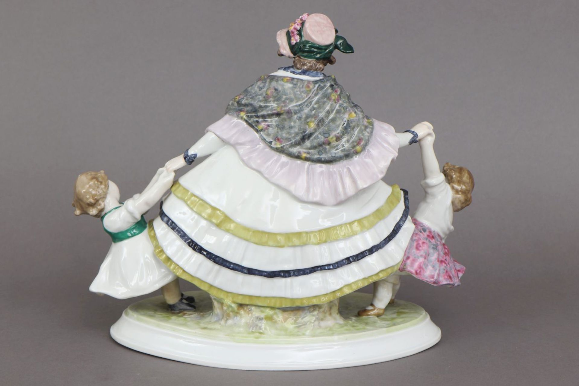 ENS Porzellanfigur ¨Mutter mit zwei Mädchen¨ - Bild 2 aus 3