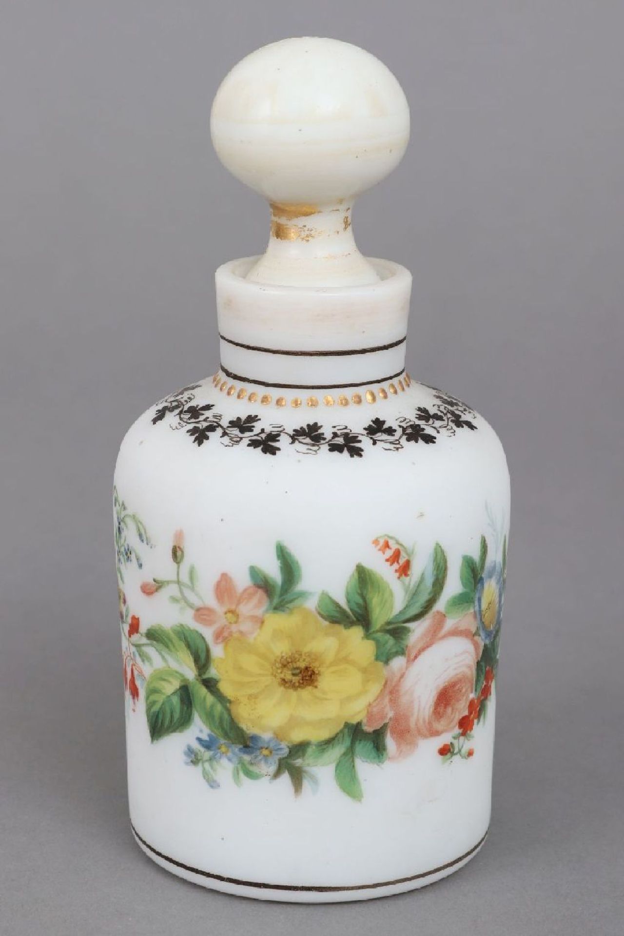 Konvolut böhmisches Milchglas des 19. Jahrhunderts mit Emaillemalerei - Bild 2 aus 5