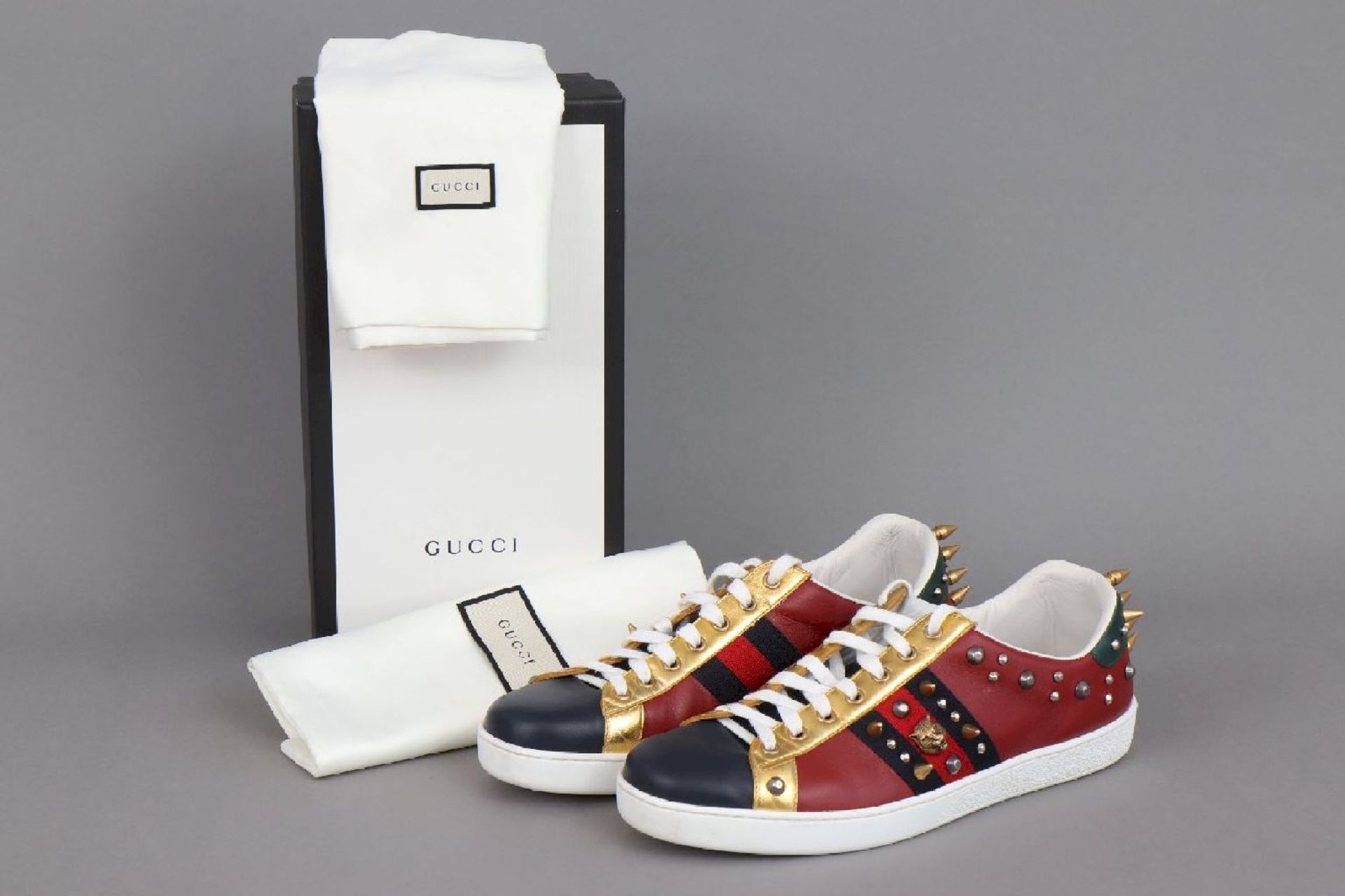 GUCCI Sneaker ACE studded
