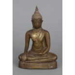 Wohl burmesische Buddha-Figur aus Bronze