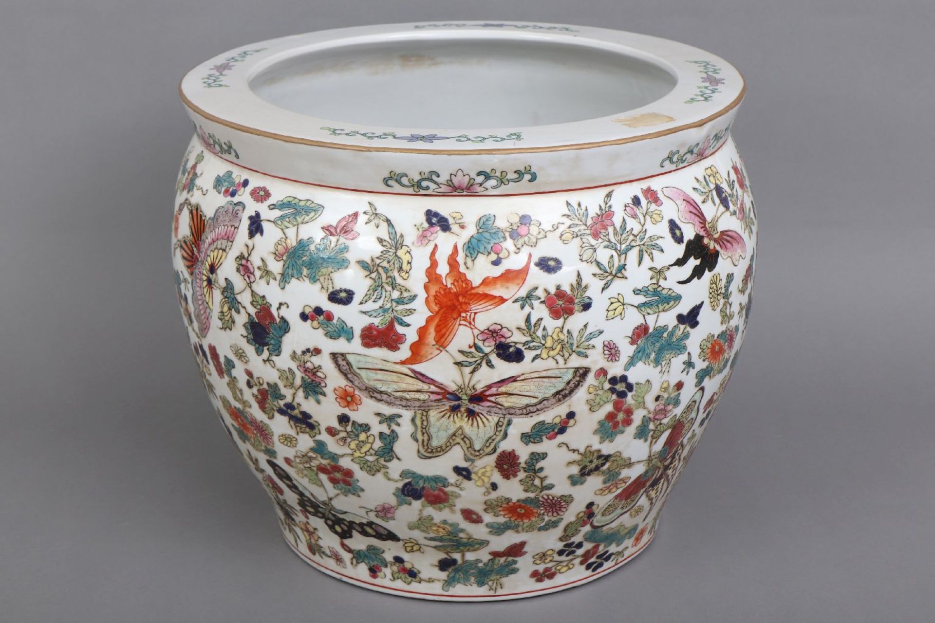 Chinesisches Cachepot (sogenannte ¨Fish-bowl¨)