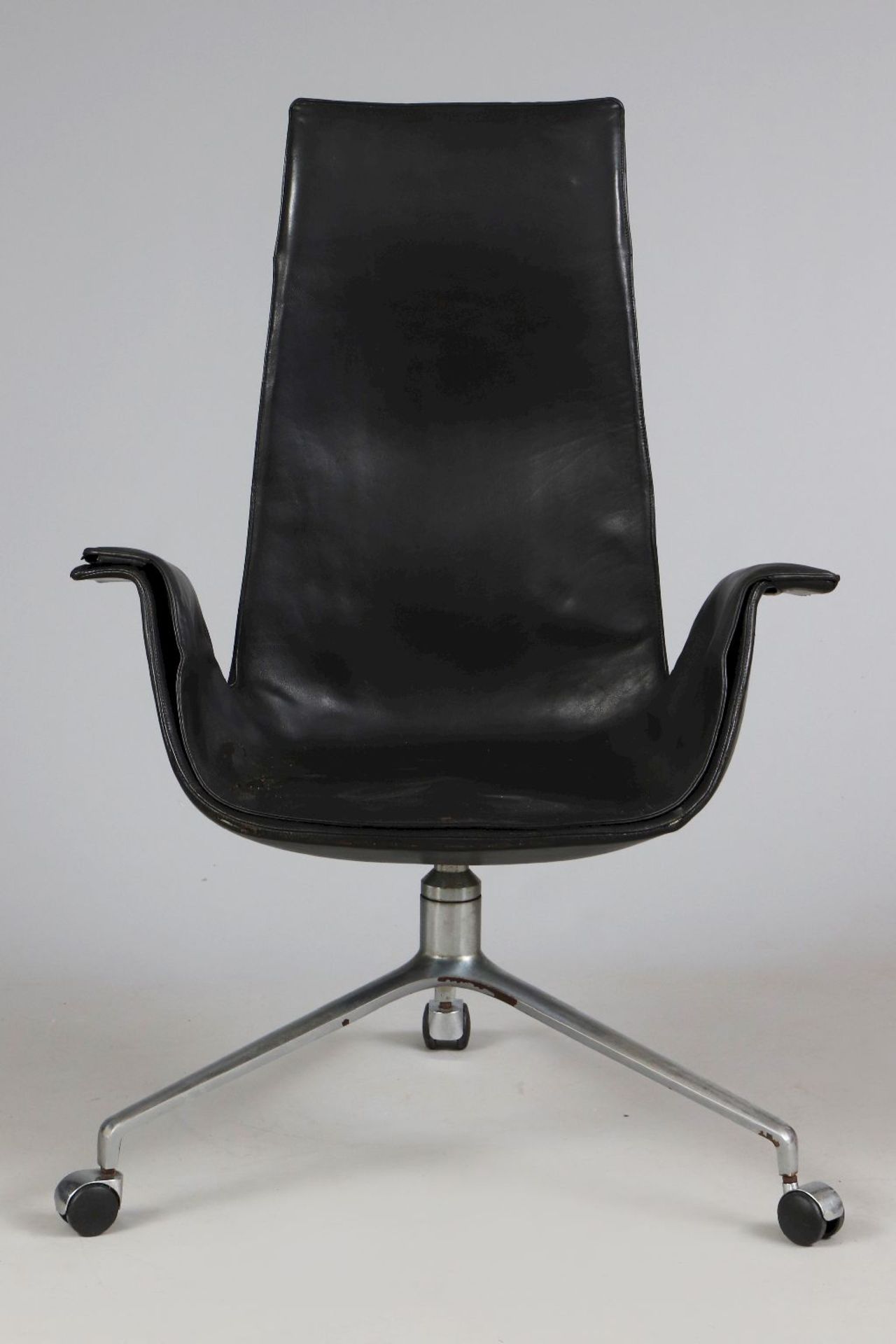 FK 6725 Tulip Chair - Image 2 of 4