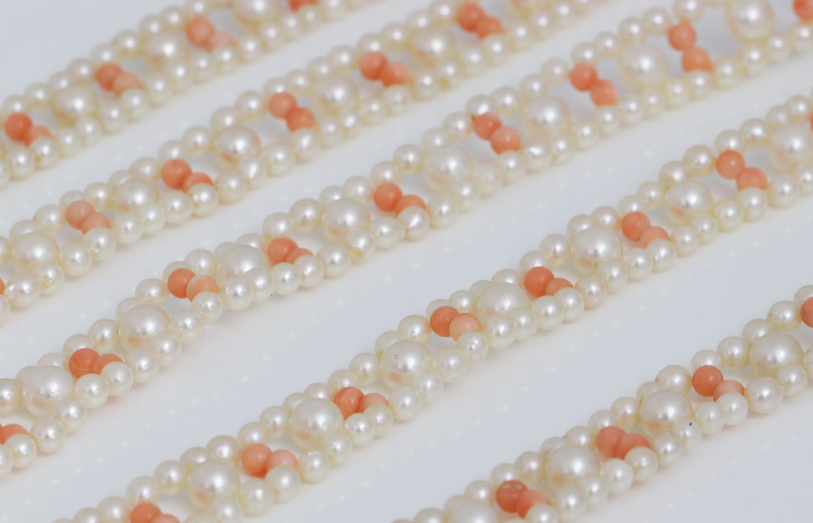 Langes Perlenband im Charleston-Stil - Image 2 of 2