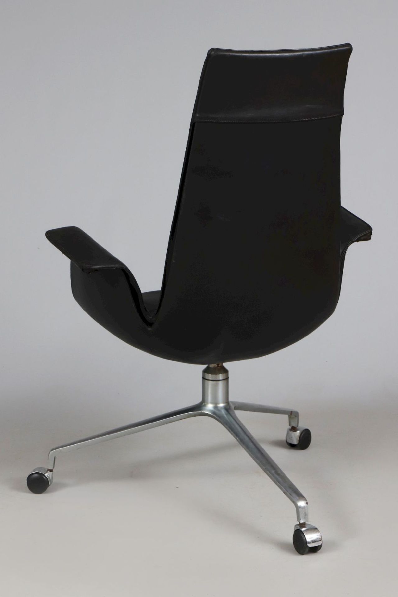 FK 6725 Tulip Chair - Bild 3 aus 4