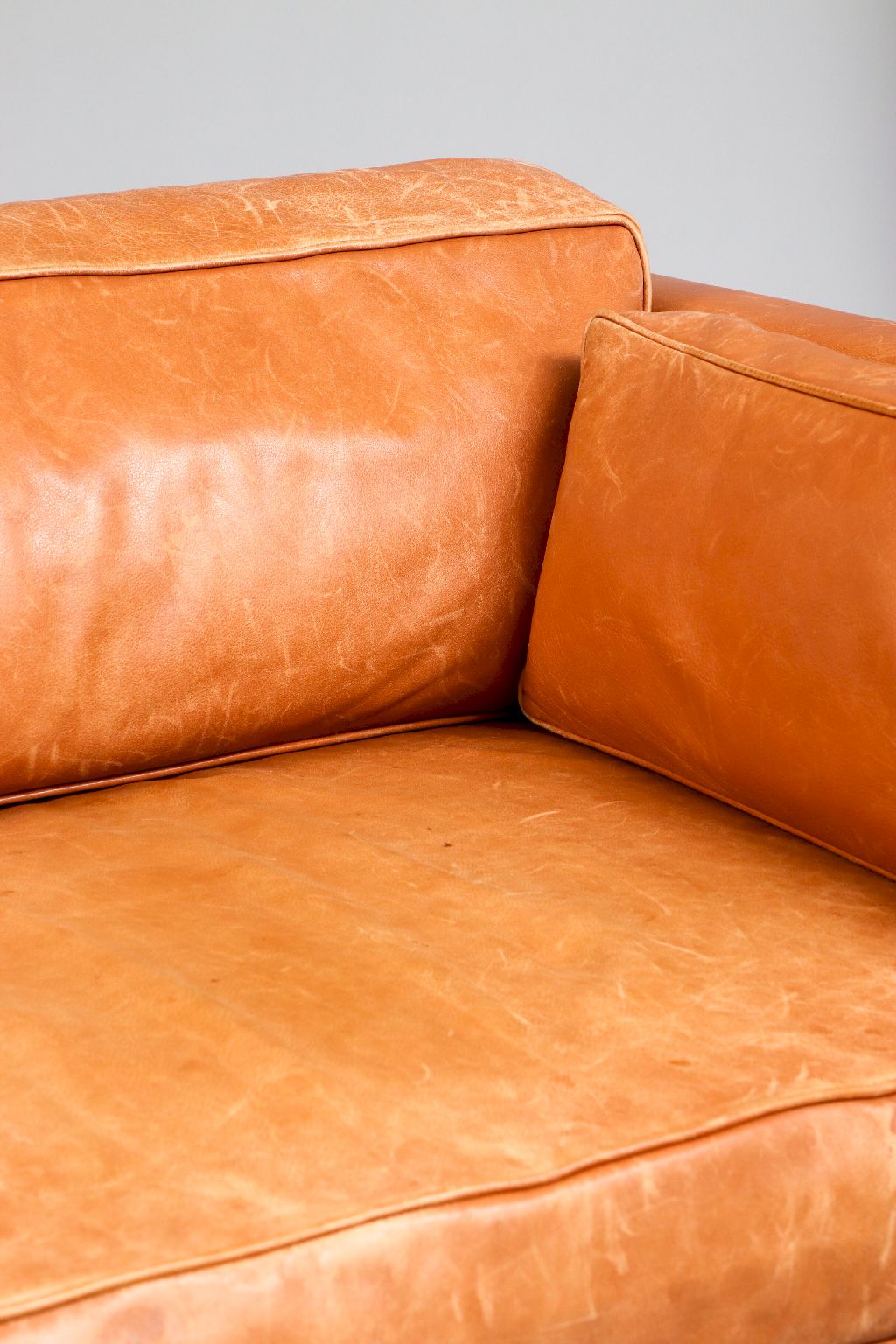 WALTER KNOLL Sofa - Image 3 of 3