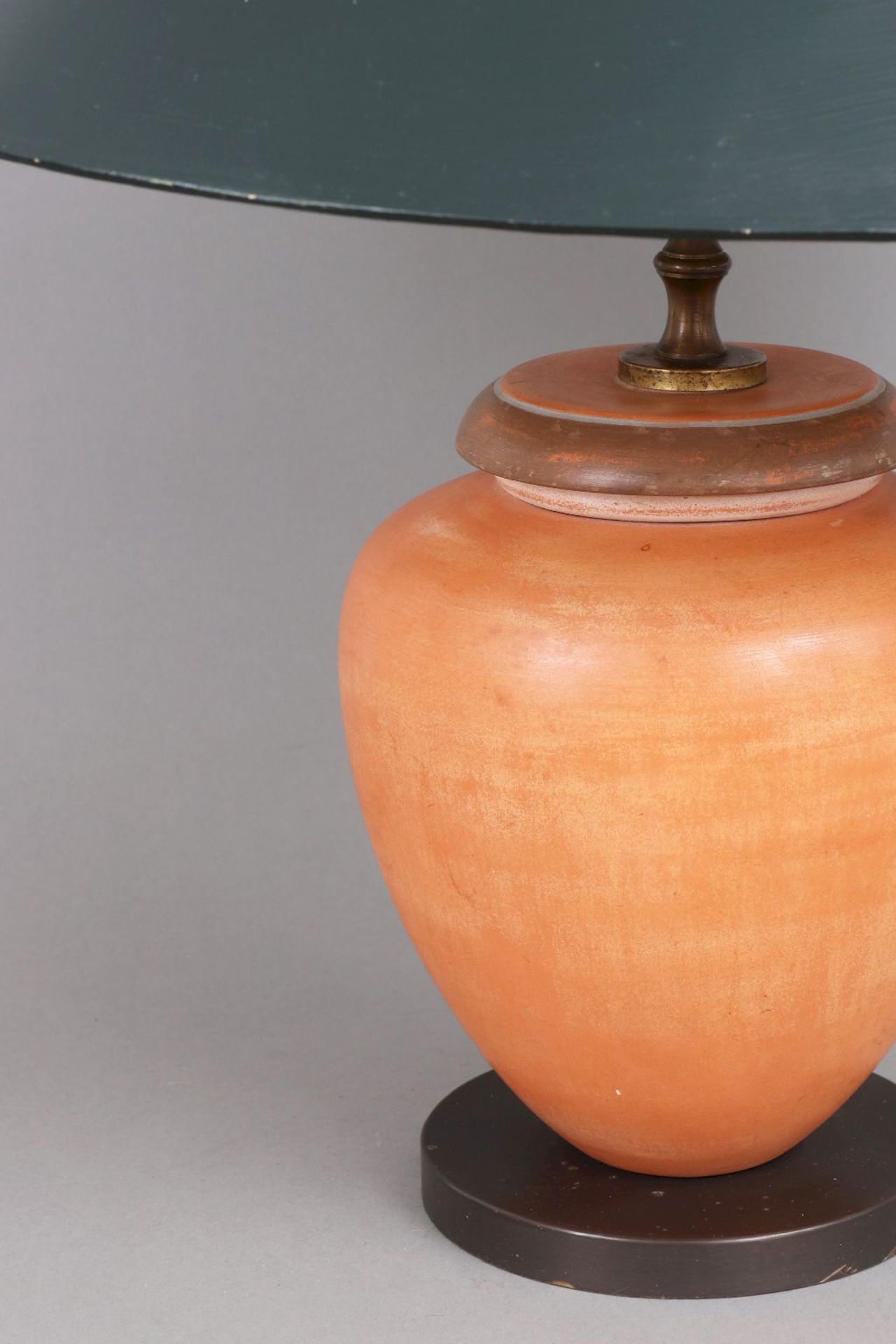 Tischlampe mit Fuß in Form eines Keramik-Deckelgefäßes - Image 2 of 2