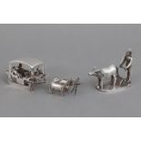 2 kleine asiatische Silber-Figuren