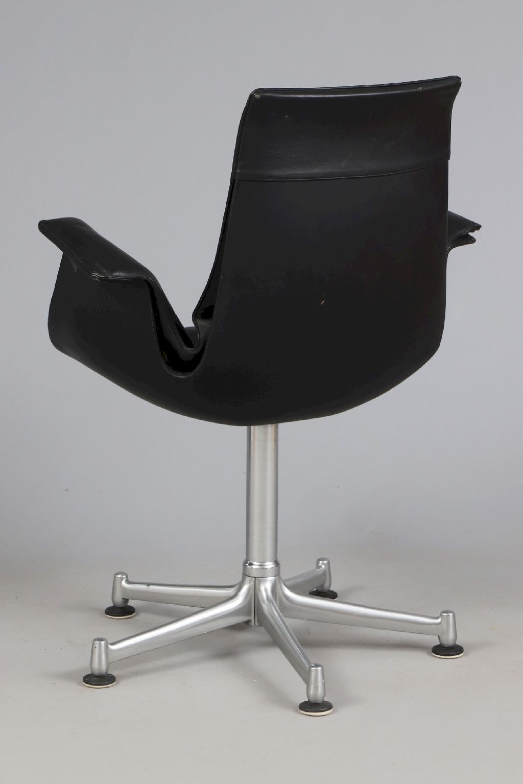 FK 6725 Tulip Chair - Image 3 of 4