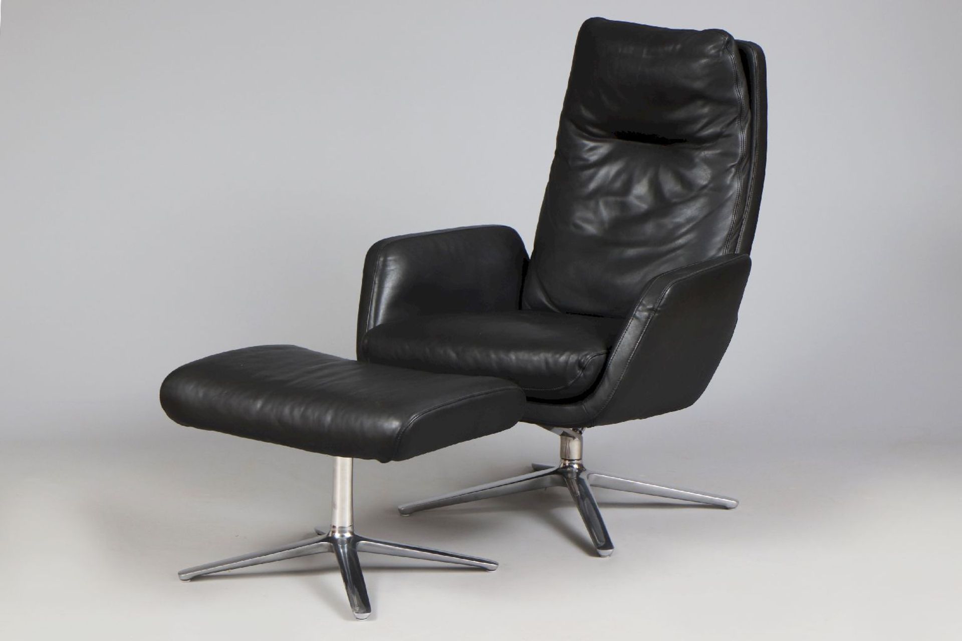 COR Lounge Chair ¨Cordia¨ mit Ottomane