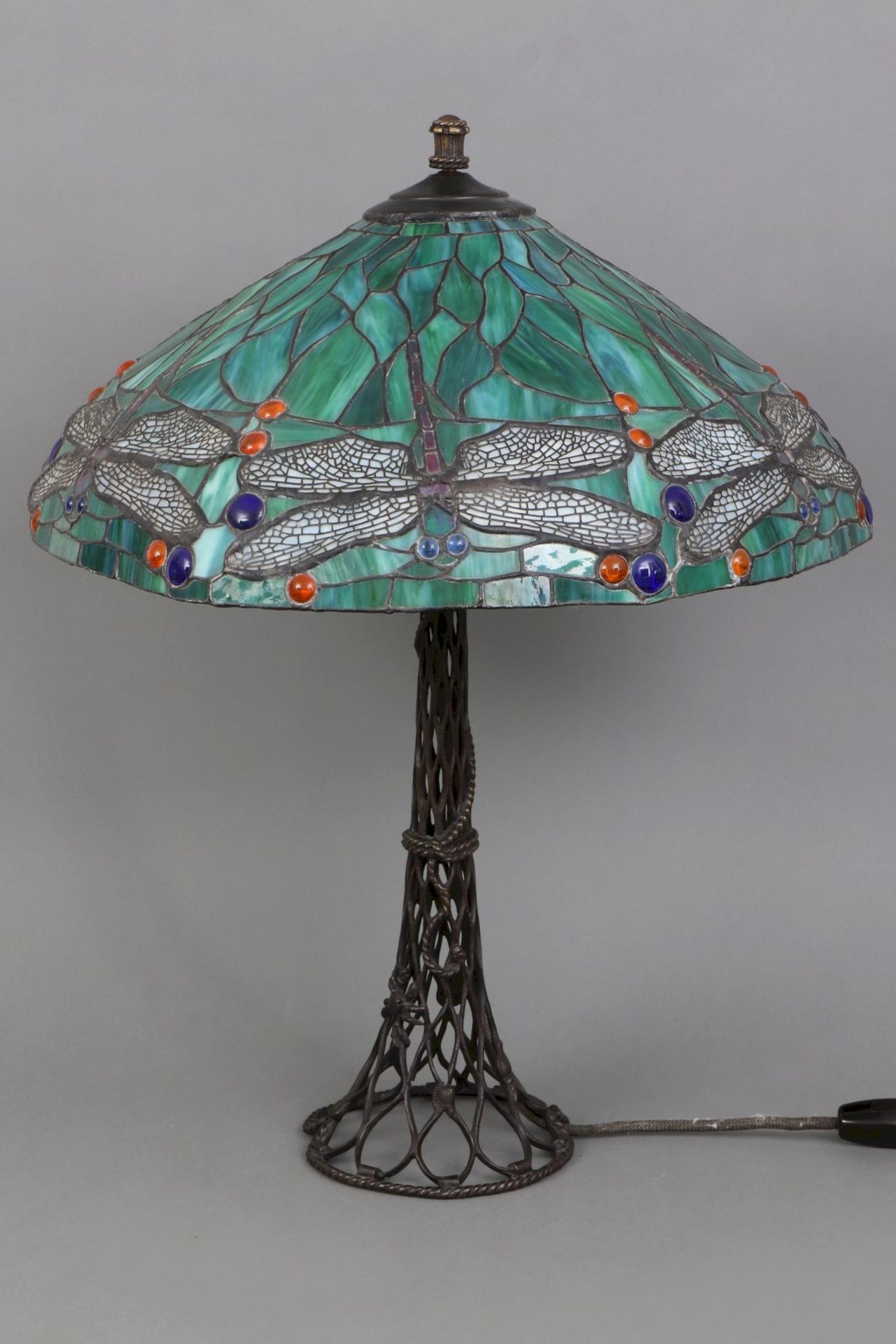 Tischlampe im Stile des Jugendstil (Tiffany)