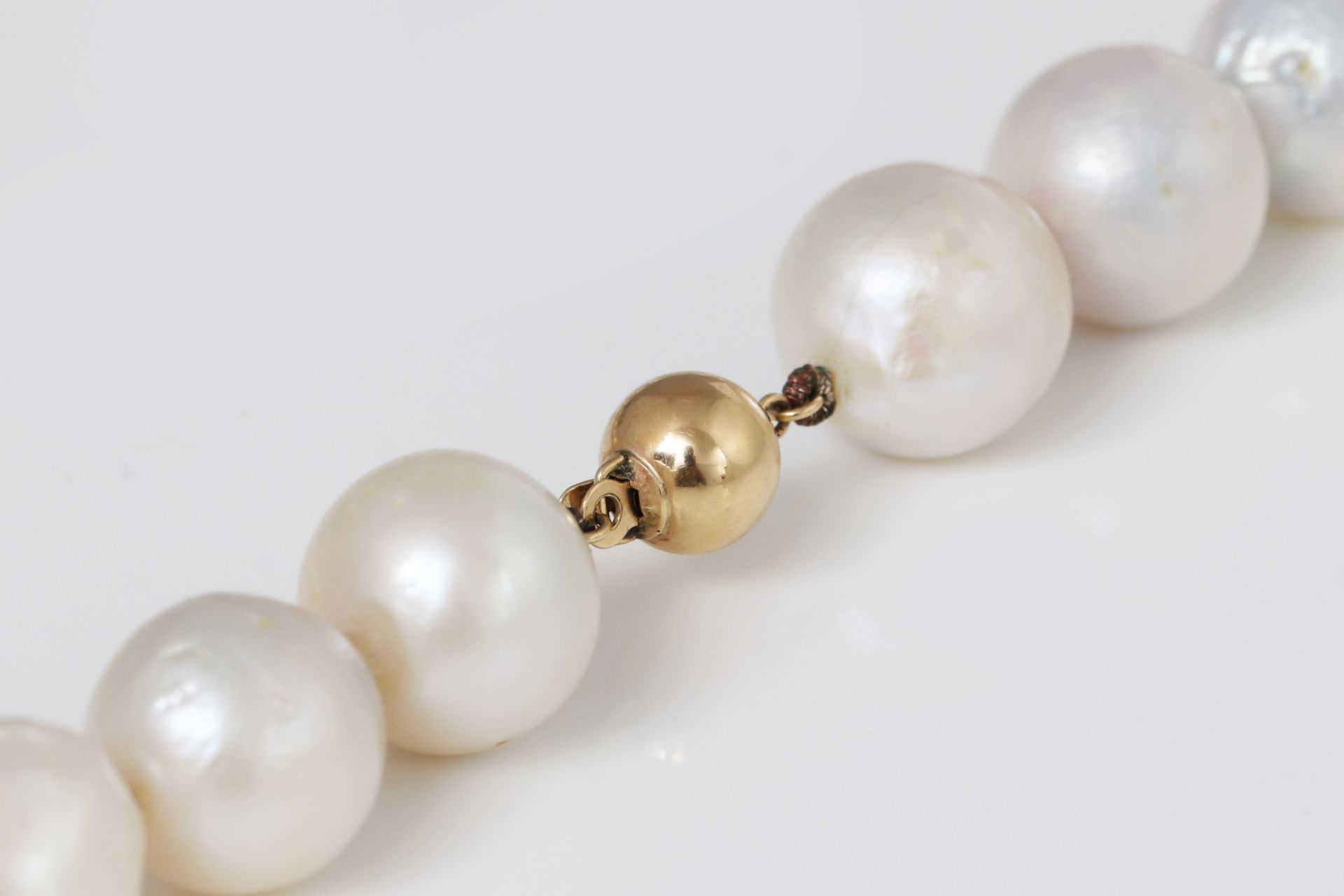 Perlenkette mit Goldschließe - Image 2 of 3