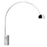 FLOS Bogenlampe ¨Arco¨ nach einem Entwurf von ACHILLE CASTIGLIONI