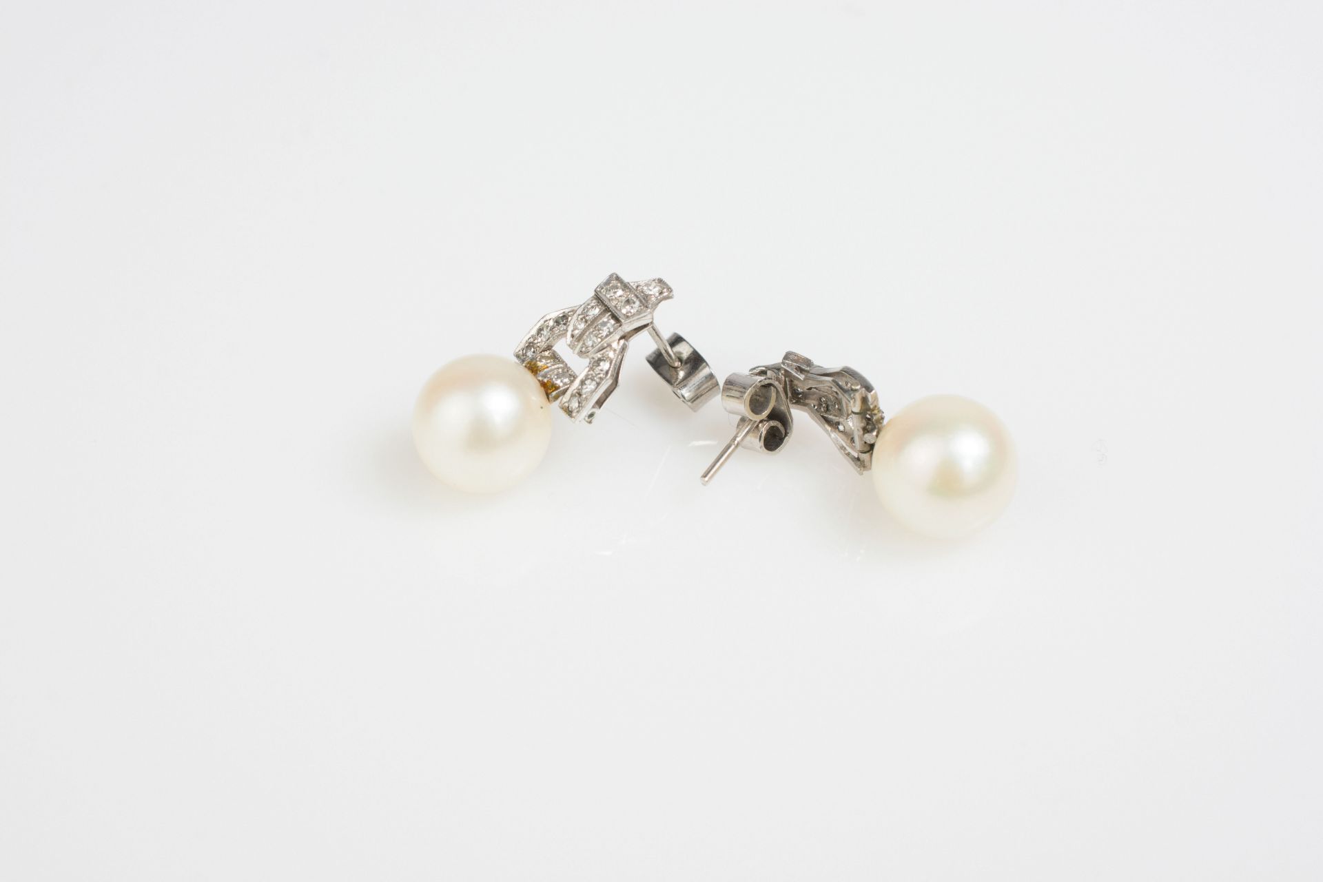 Paar Ohrstecker mit Perlen und Diamantbesatz im Art déco-Stil - Image 3 of 3