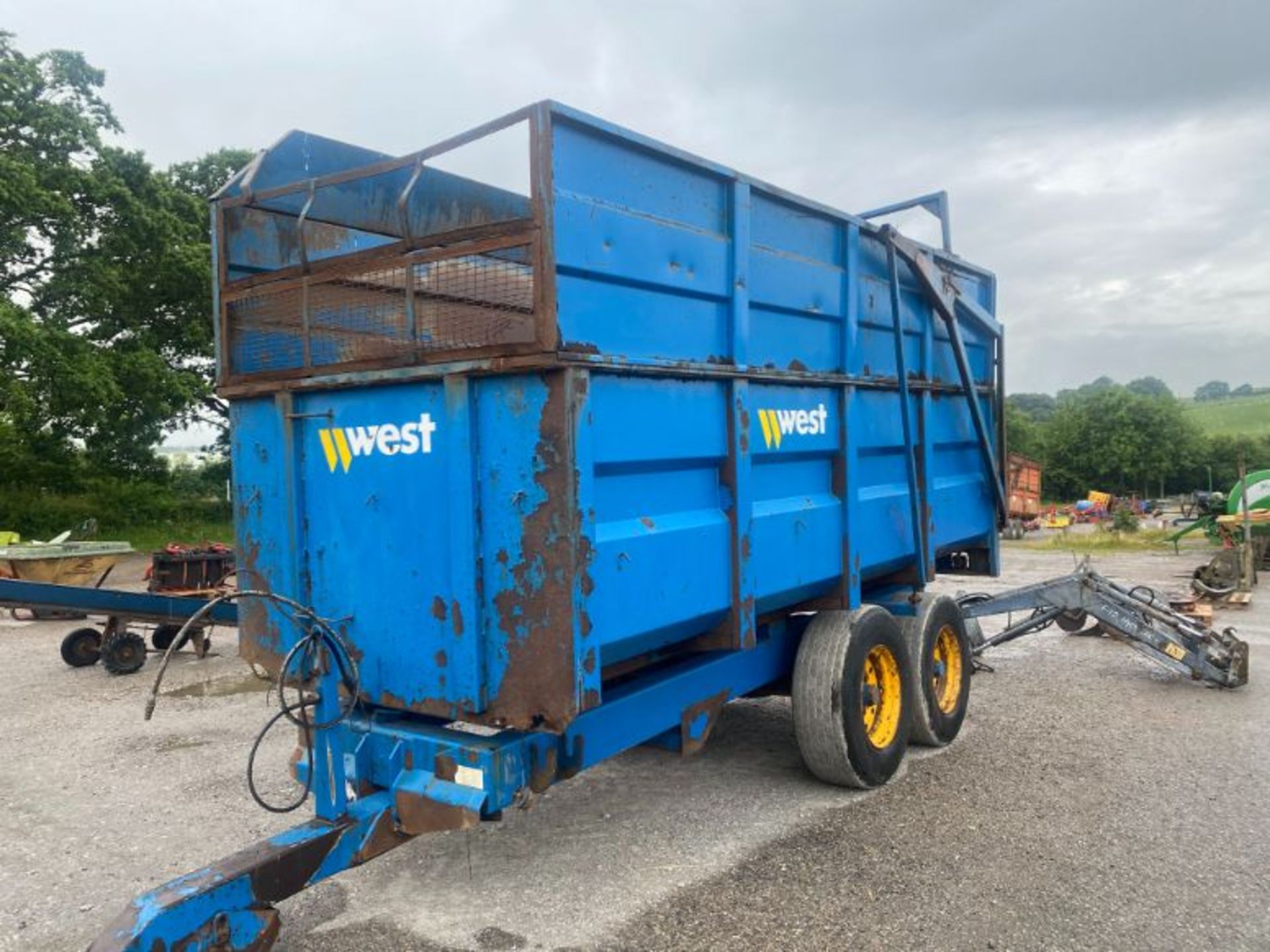 WEST SILAGE TRAILER - Image 2 of 3