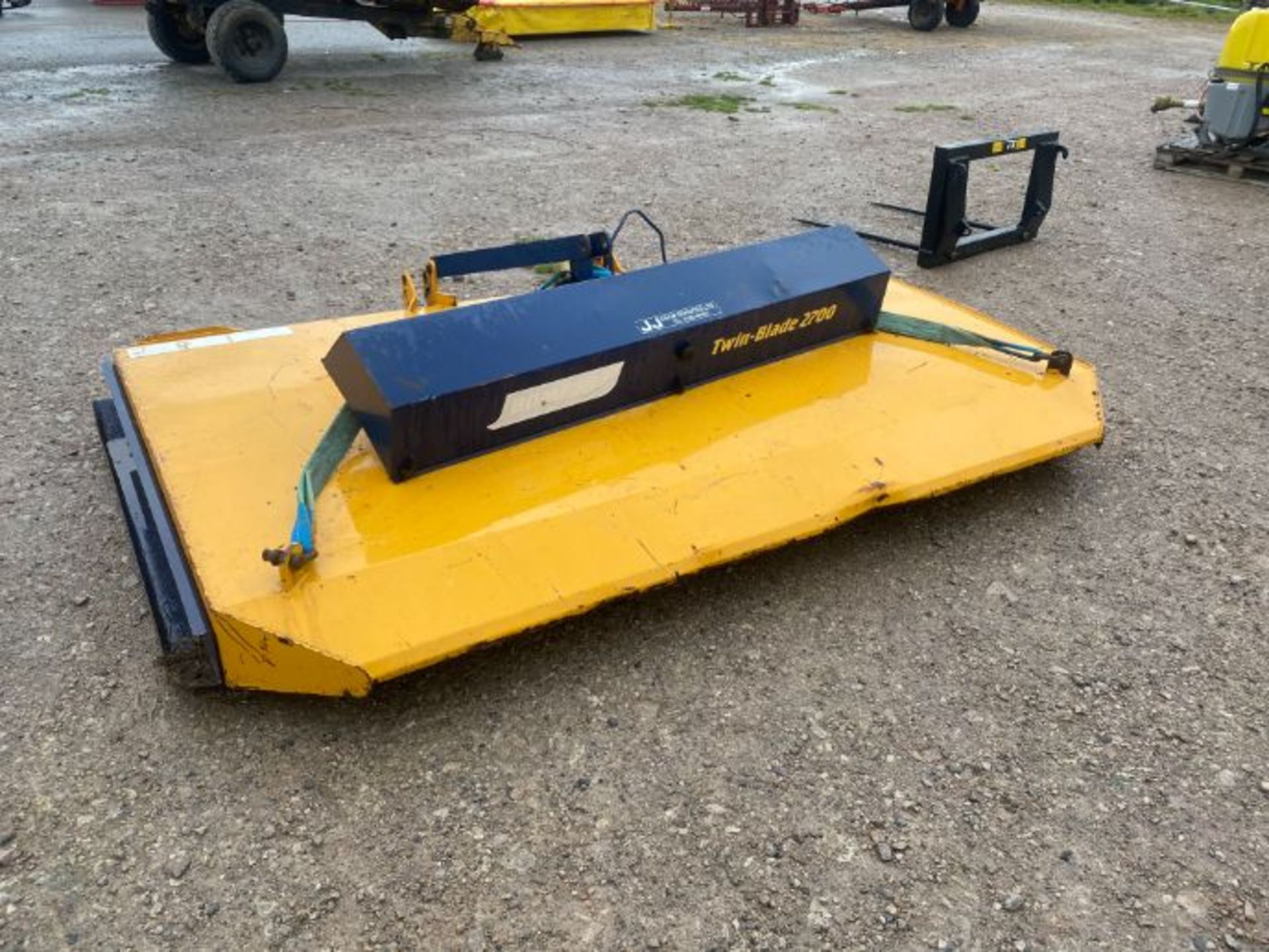 BOMFOR TWIN BLADE TOPPER 9FT C/W PTO