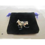 9ct Gold Golf Brooch.