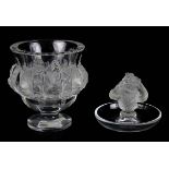 Lalique Glasvase und Ringschale, Vase "Dampierre" und Ringschale Frauenakt, Höhe Vase 11,5 cm,