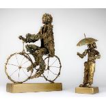 Radfahrer und Schirmträger, Durey (französischer Kunsthandwerker), handgefertigt aus Kunststoff,
