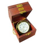 Poljot Marine-Chronometer im Mahagonikasten, Moskau 2. H. 20. Jh., kardanisch gelagerter
