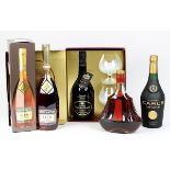 Vier Flaschen Cognac, 2. H. 20. Jh.: Cognac Baron Otard, Fine Champagne V.S.O.P., Chateau De Cognac,