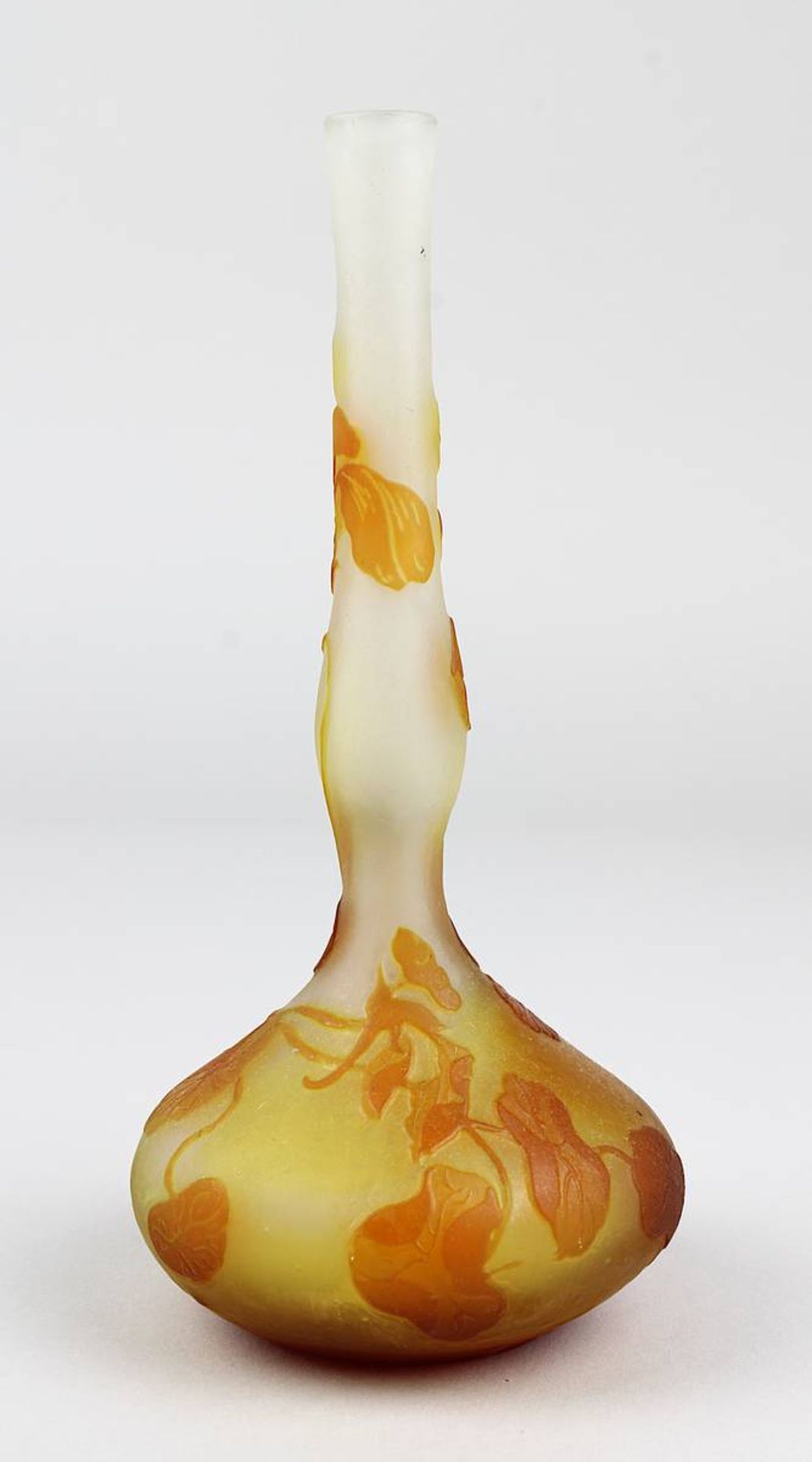 Kleine Gallé Jugendstil Solifleur-Vase mit Dekor von Kürbisblüten, Nancy 1904-06, runder gedrungener - Image 3 of 4