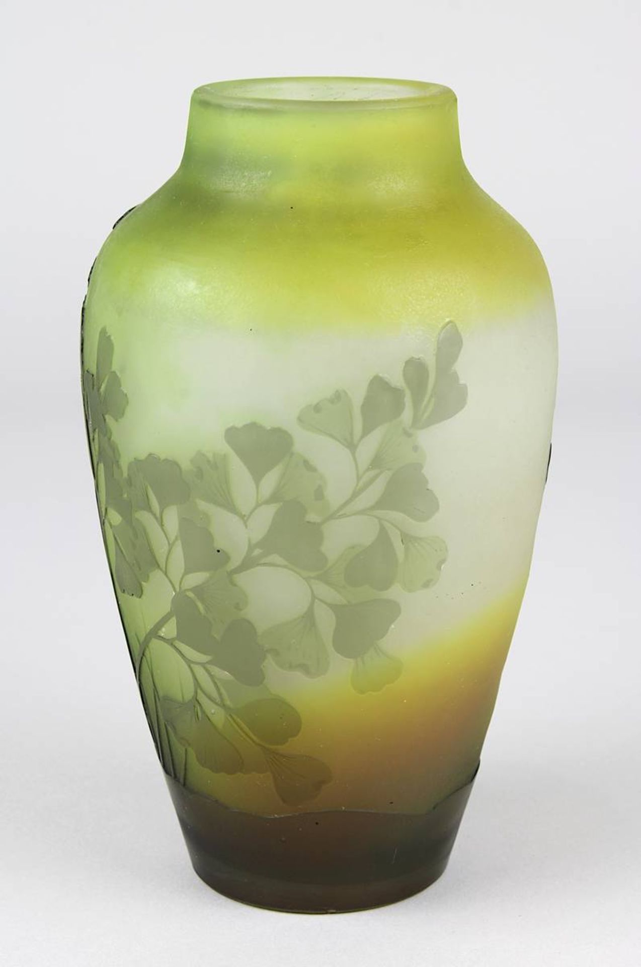 Gallé Jugendstil-Vase mit Farnmotiv, Nancy 1906-14, Klarglaskorpus innen mit grünbraunem - Image 2 of 4