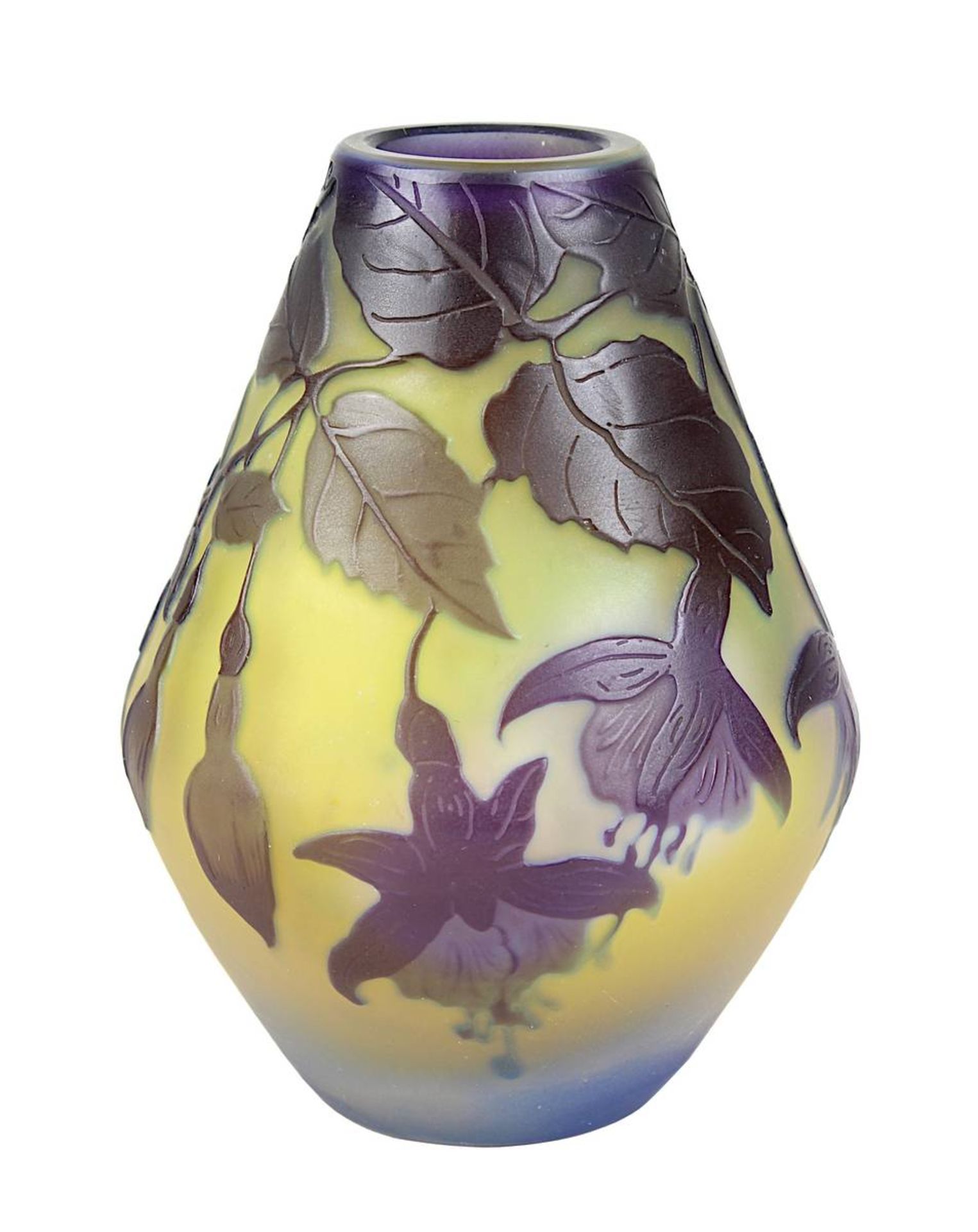 Kleine Gallé Jugendstil-Vase mit Fuchsiendekor, Nancy 1914-20, Klarglaskorpus innen mit gelbem