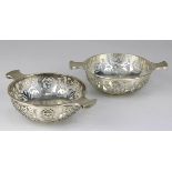Paar englische Silber-Schalen, Birmingham 1937, zwei tief gemuldete Schalen mit je zwei Handhaben,