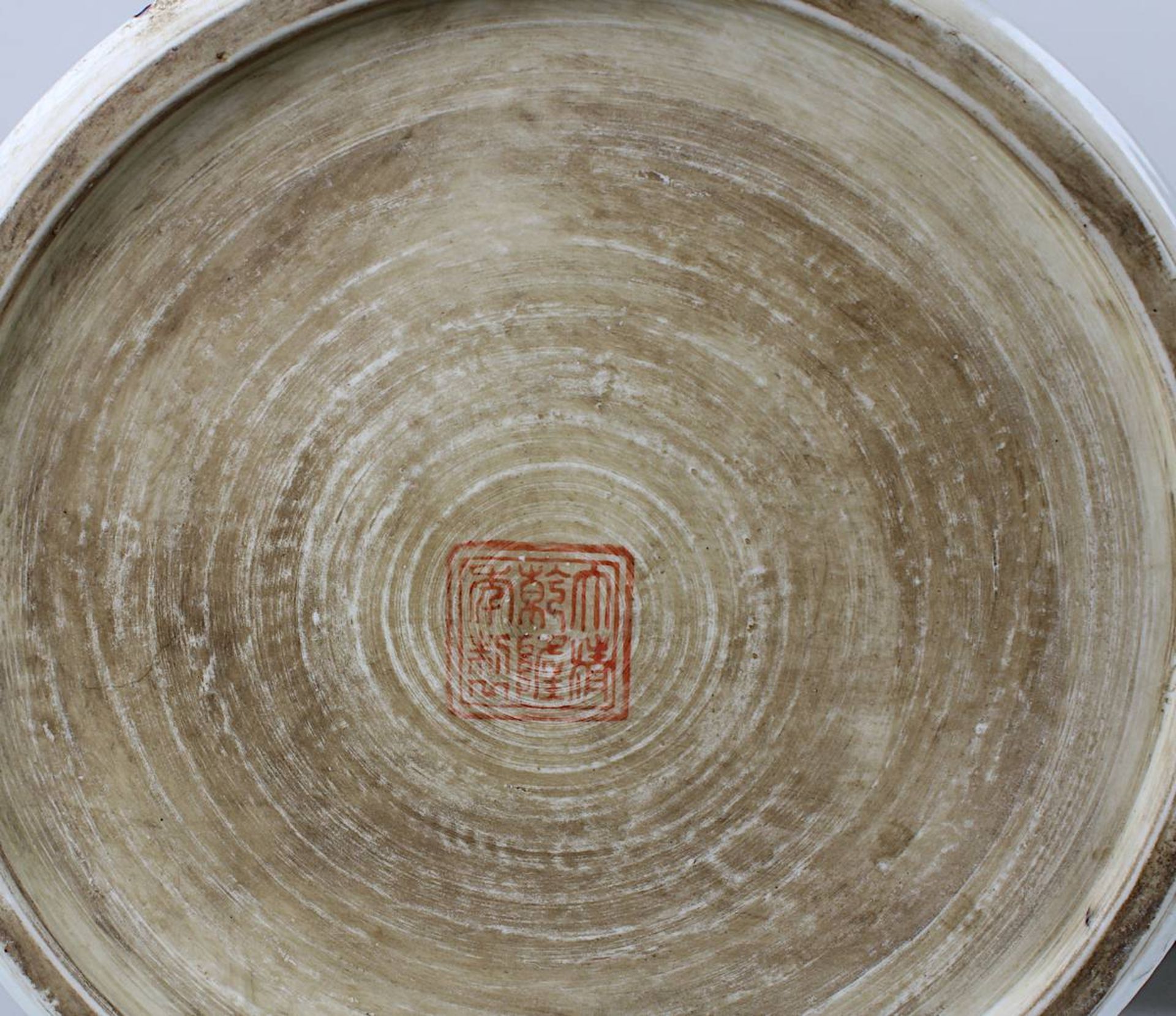 2 Porzellan-Vasen mit Yongzheng-Marke: Porzellan, weißer Scherben, frei gedrehter Korpus, - Image 5 of 6