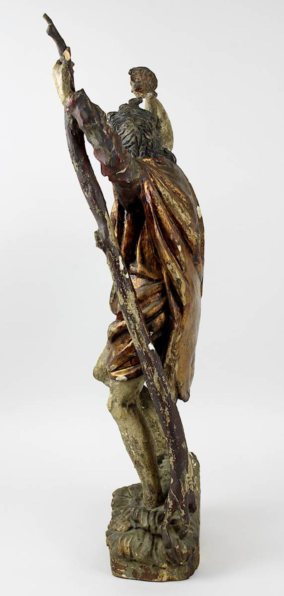 Heiliger Christopherus 18./19. Jh., Holz geschnitzt u. gefasst, schlanke hohe Figur des im Wasser st - Bild 4 aus 5
