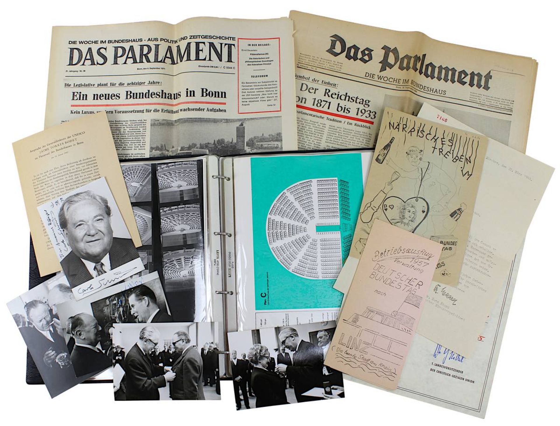 Konvolut zu Bundestag, Bundeshaus und CSU 1950er - 1970er Jahre: Ordner mit Entwürfen für den