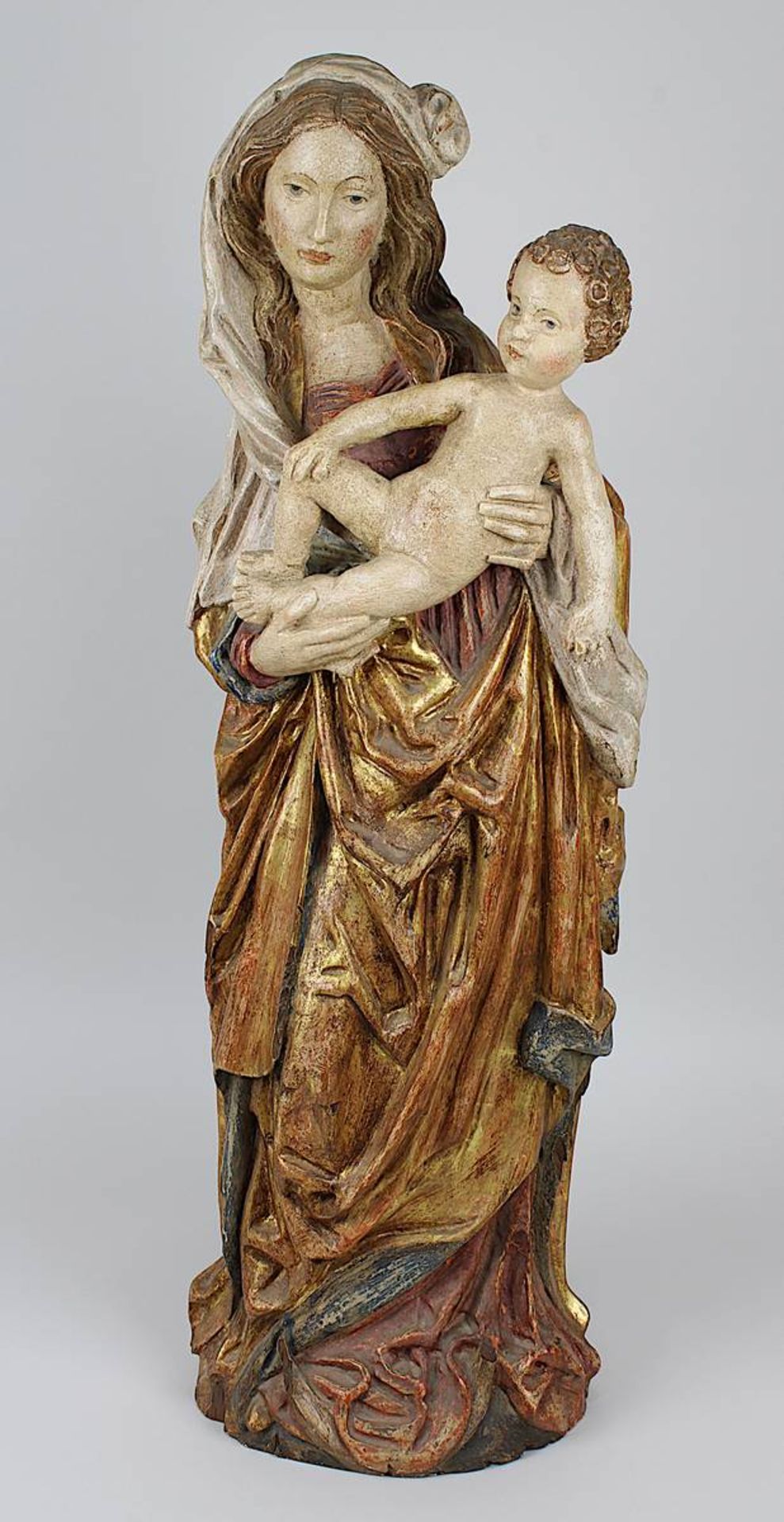 Maria mit dem Jesusknaben, Holz geschnitzt u. farbig gefasst, wohl deutsch M. 20. Jh., im