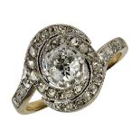 Art Déco Diamant-Ring, Frankreich um 1920, 18-karätige Roségoldschiene mit blütenförmigem Ringkopf