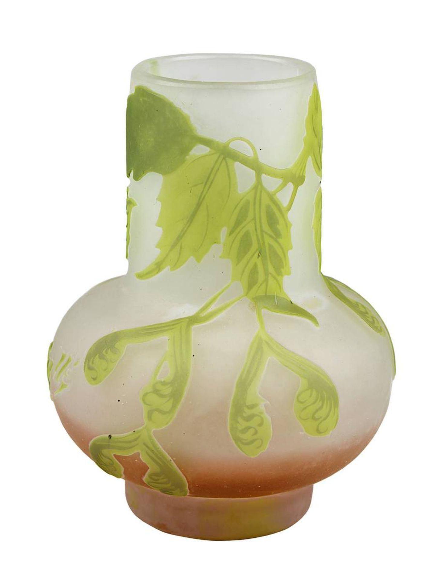 Gallé Miniatur-Jugendstil-Vase mit Ahornmotiv, Nancy 1904-06, matt geätzter Klarglaskorpus innen mit